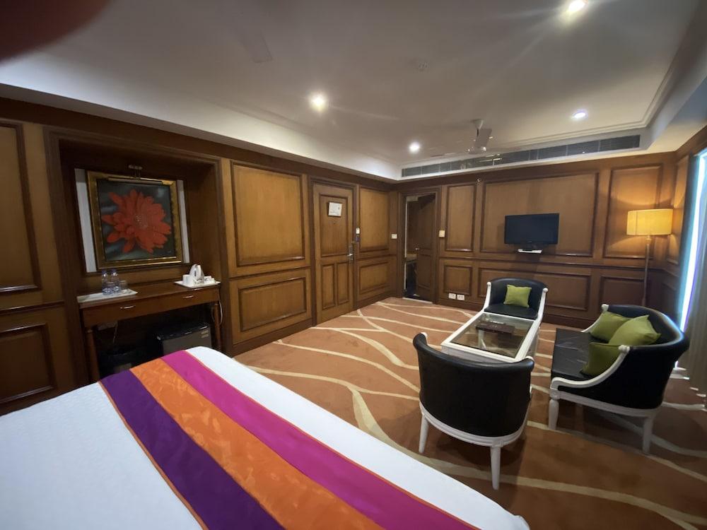 Hotel India Awadh Lucknow Exterior photo